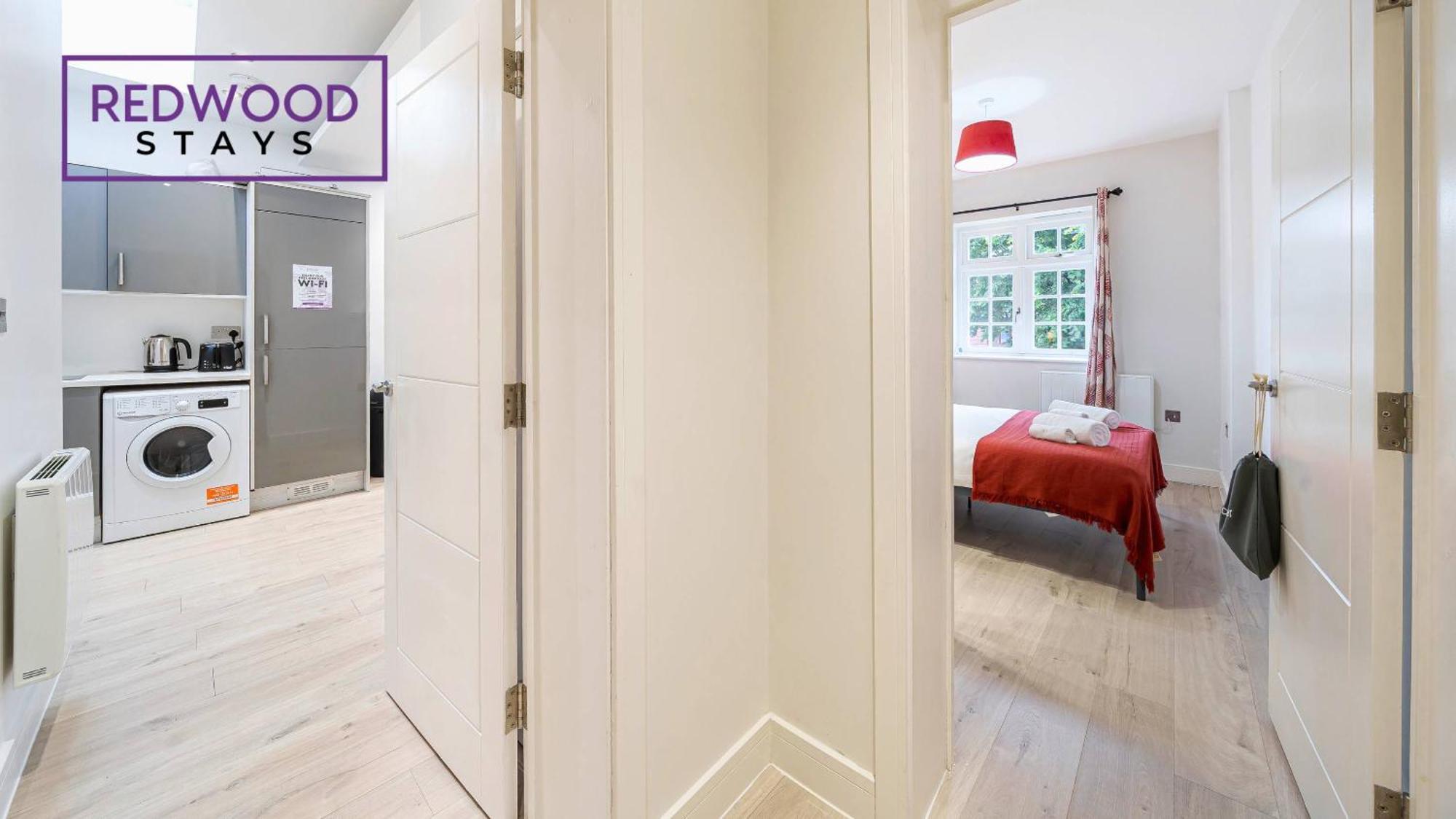 1 Bed 1 Bath Town Center Apartments For Corporates & Contractors, Wifi, Netflix And Parking On Selected Units By Redwood Stays Aldershot Buitenkant foto