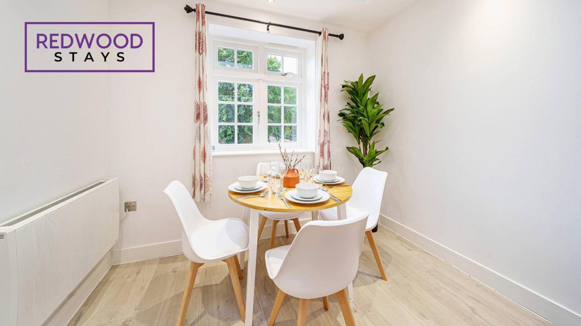 1 Bed 1 Bath Town Center Apartments For Corporates & Contractors, Wifi, Netflix And Parking On Selected Units By Redwood Stays Aldershot Buitenkant foto